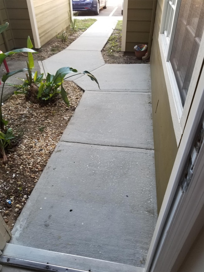 Building Photo - 411 Australian Way