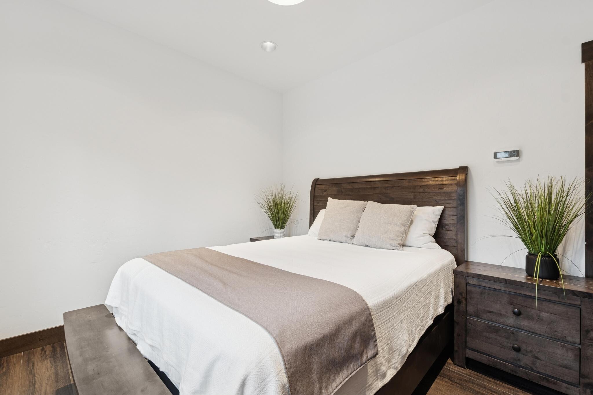 Building Photo - 1010 Baker Ave