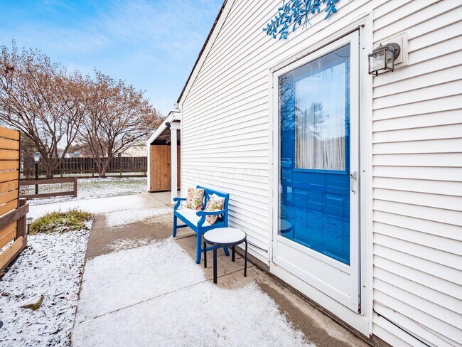 Building Photo - 7723 Stanlake Ct