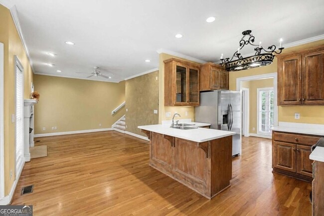Building Photo - 6 Stonebrook Dr