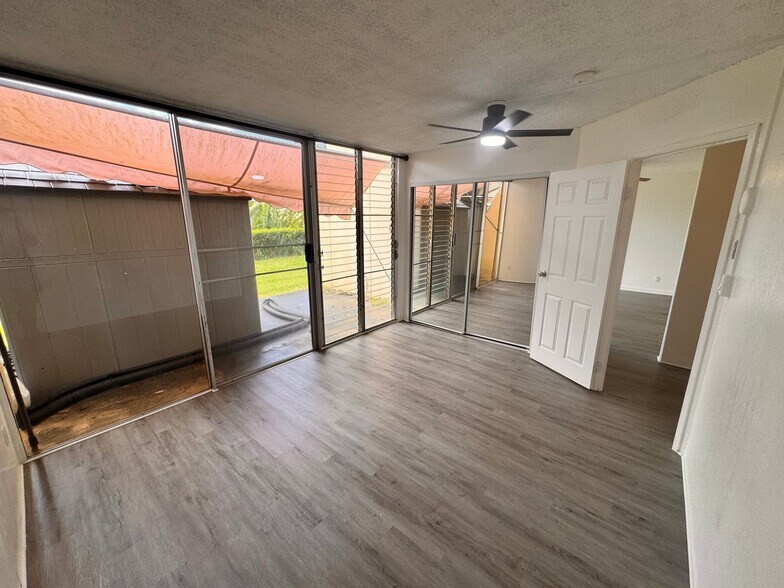 Building Photo - 95-2052-2052 Waikalani Pl