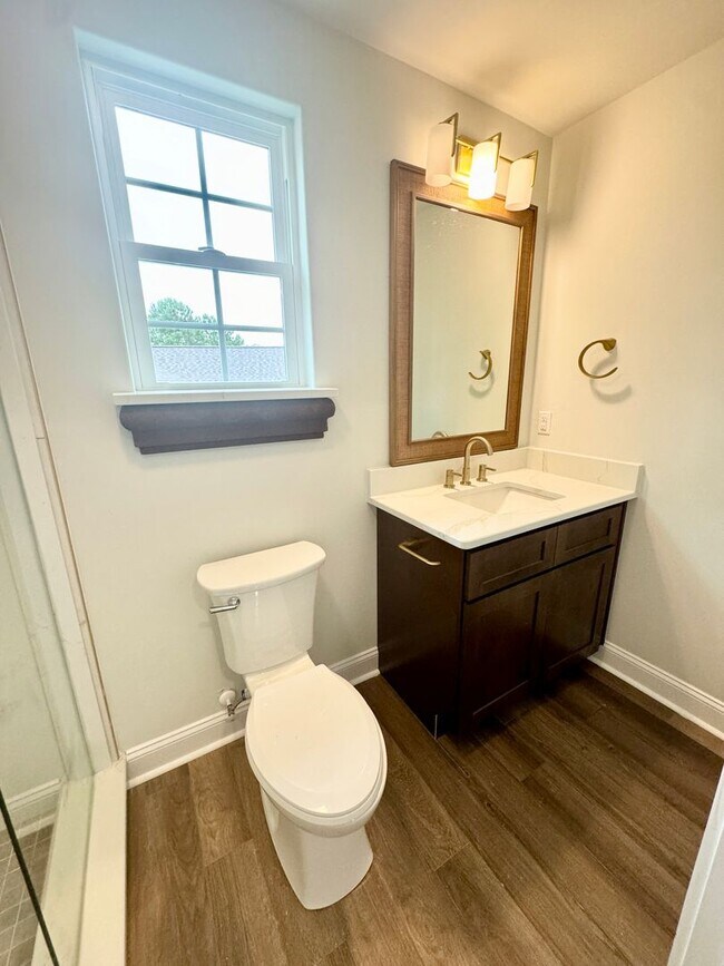 Building Photo - Beautiful 4 Bedroom, 3 Bath home located in Myrtle Grove Plantation!