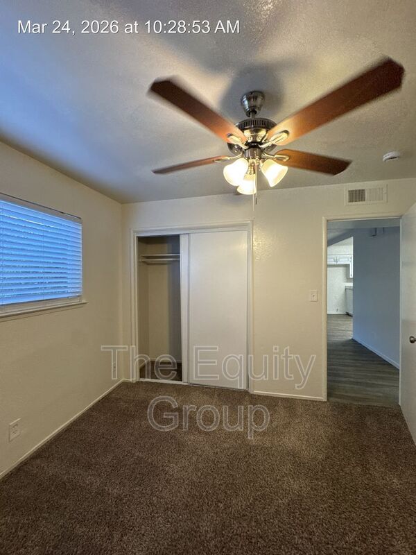 Building Photo - 903 W Center Ave