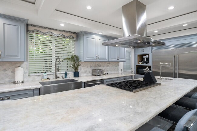 Building Photo - 22711 Margarita Dr