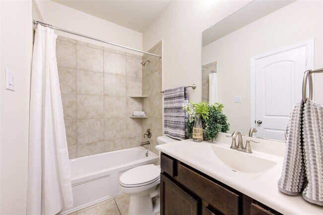 Building Photo - 3418 Auburn Creek Cir