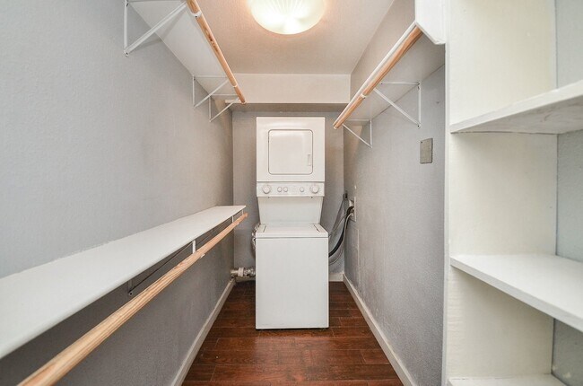 Building Photo - 4635 Wild Indigo St