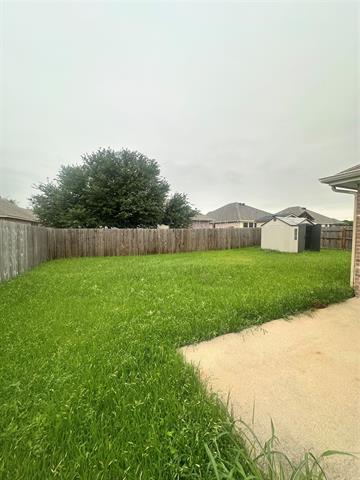Building Photo - 1213 Gardenia Ln