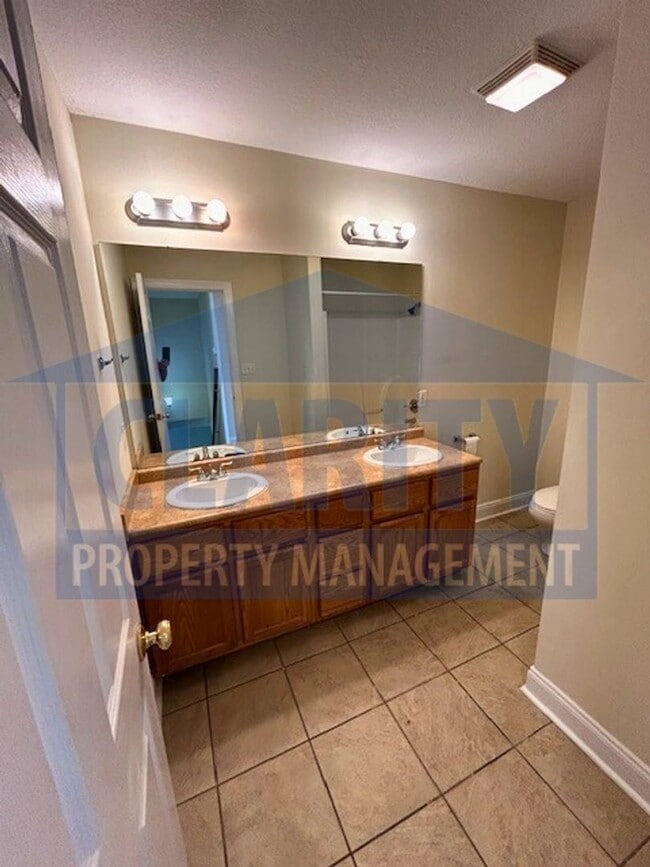 Building Photo - 2209 Old Harrison Pike NW