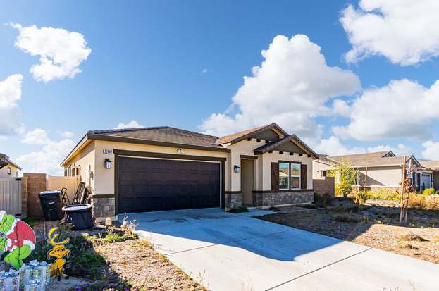 Building Photo - 24113 Montecito Dr