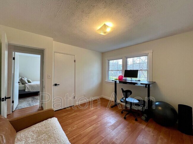 Building Photo - 30 Stevens Hill Rd