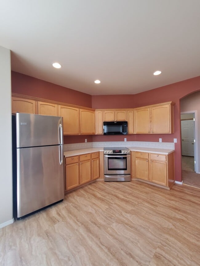 Building Photo - 1506 Desert Springs Ave