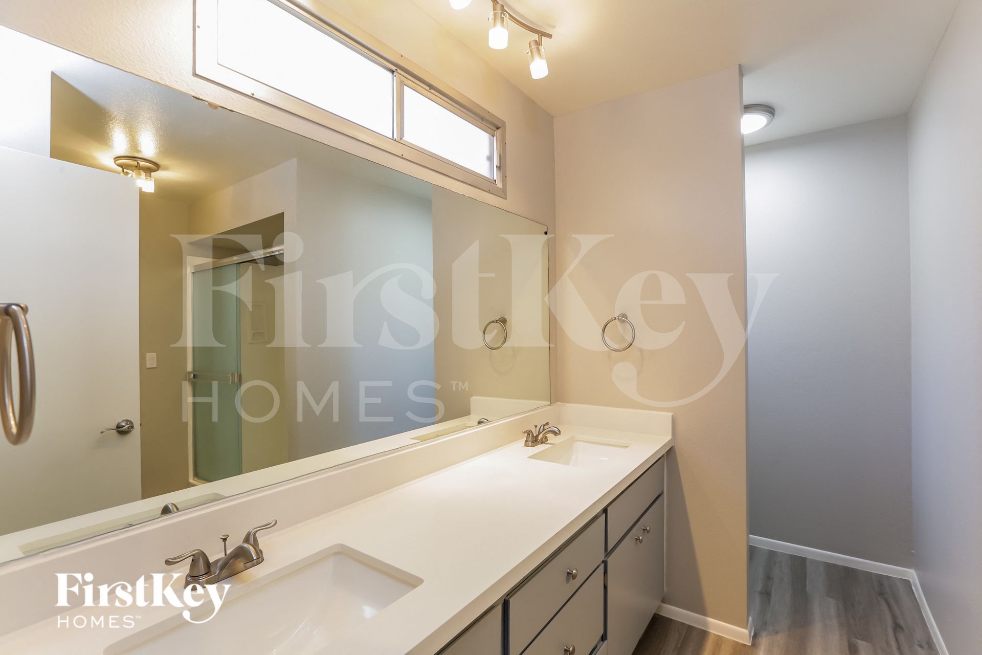 Building Photo - 4808 W El Caminito Dr