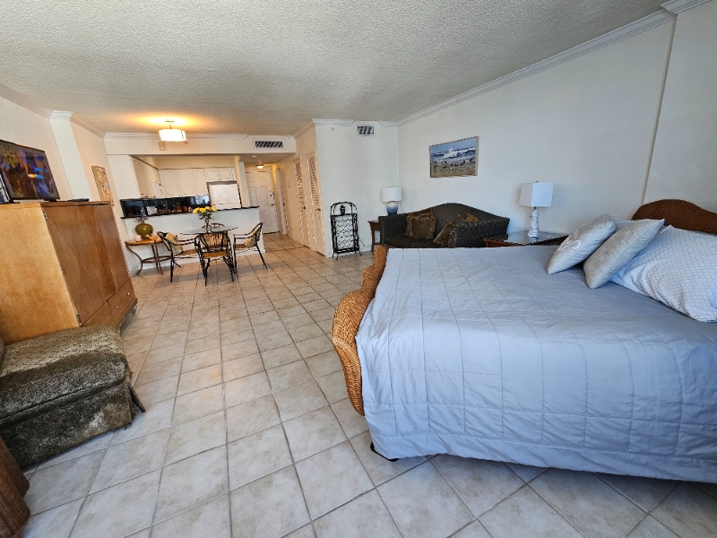 Building Photo - 2501 S Ocean Dr