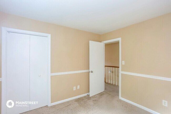 Building Photo - 13400 Baker Mills Rd