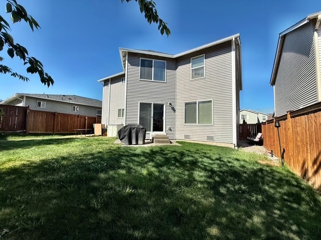 Building Photo - 2217 SW Warbler Way