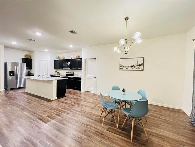 Building Photo - 19325 Berringer Dr