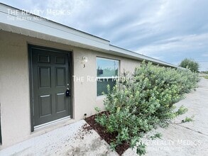 Building Photo - 8106 Juniper Rd