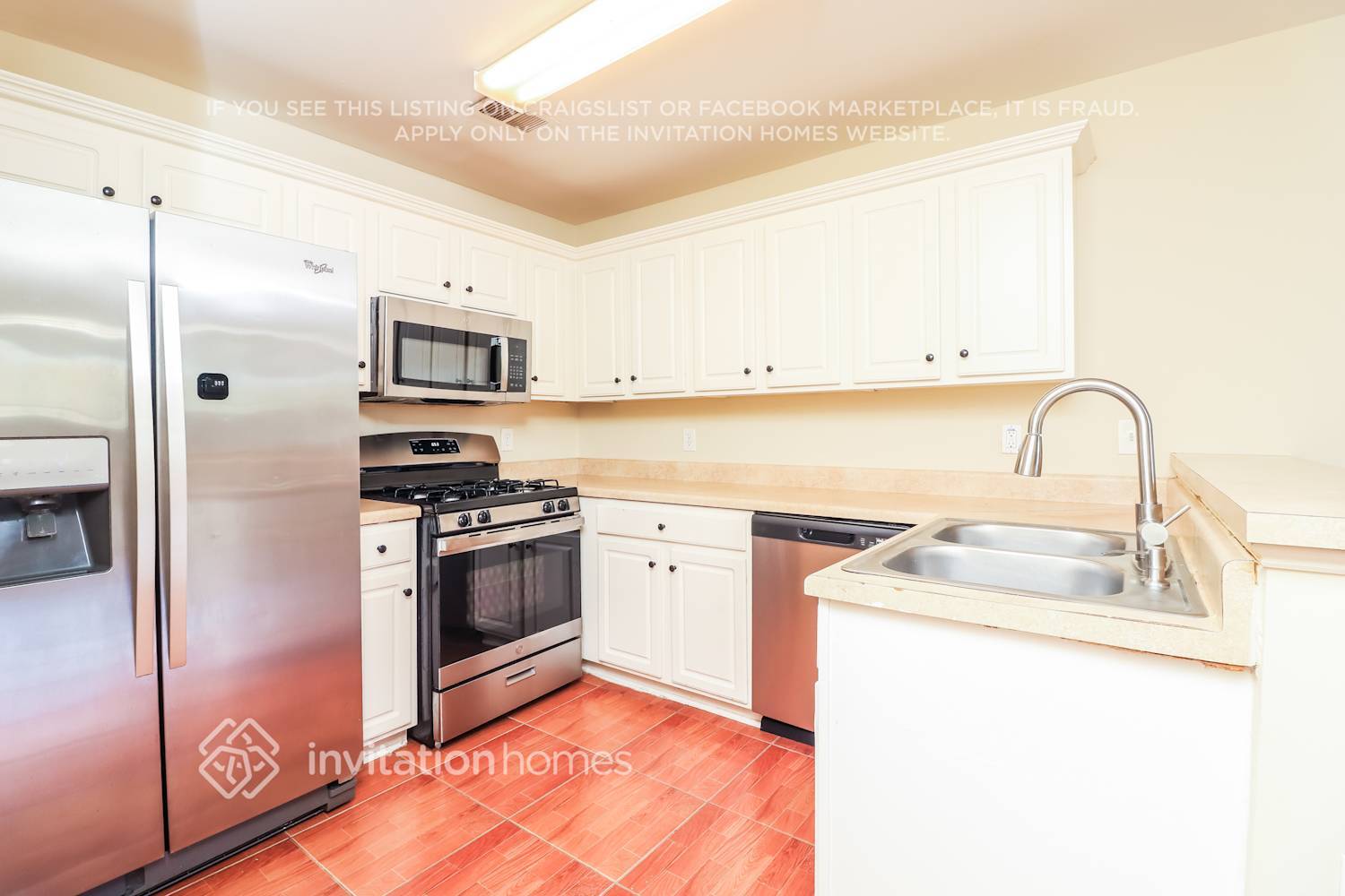 Building Photo - 145 Stoneforest Dr