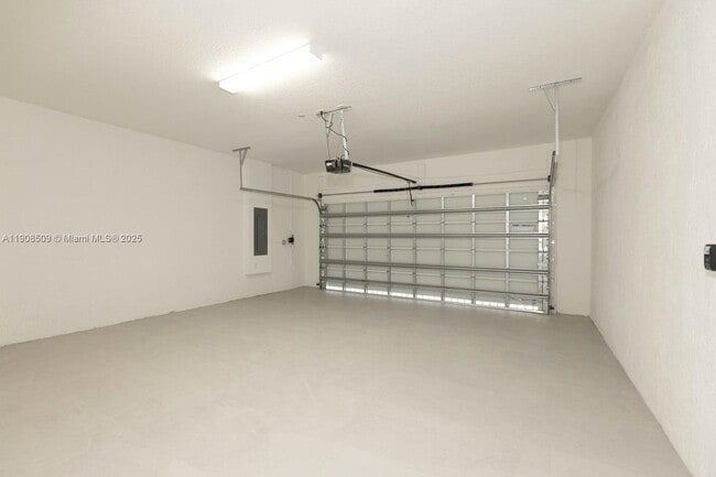 Building Photo - 17353 SW 46th St