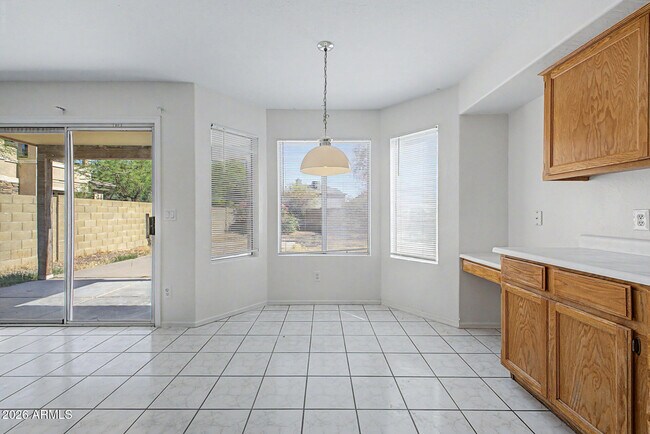 Building Photo - 3121 E Wagoner Rd