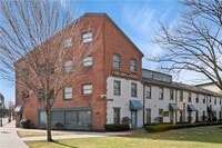 Building Photo - 555 S Water St