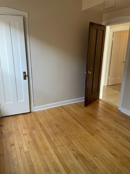 Building Photo - 4430 N Marmora Ave