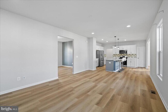 Building Photo - 115 Interlace Wy