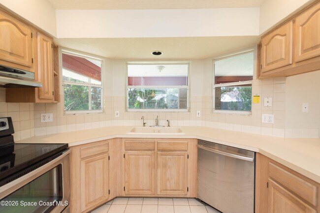 Building Photo - 1236 Buffing Cir SE