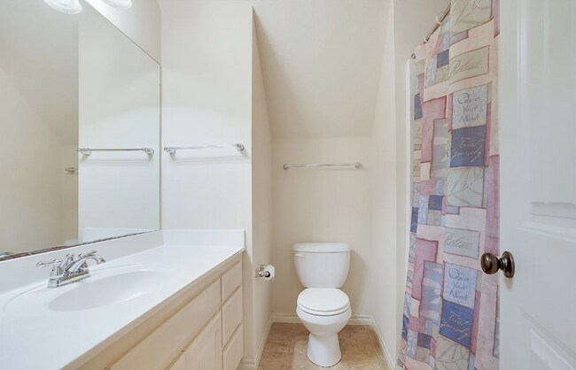 Building Photo - 5 Bed 3 Bath Broken Arrow