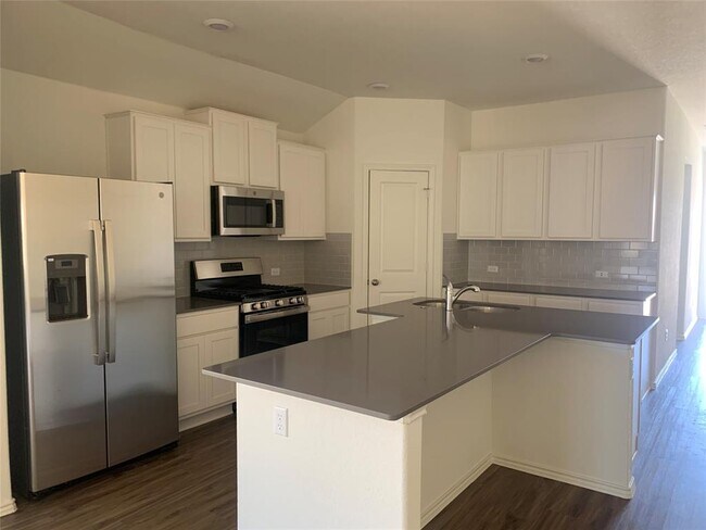 Building Photo - 21504 Quick Fox Dr