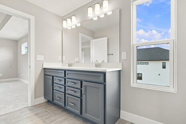 Building Photo - 6411 Coverage Ct