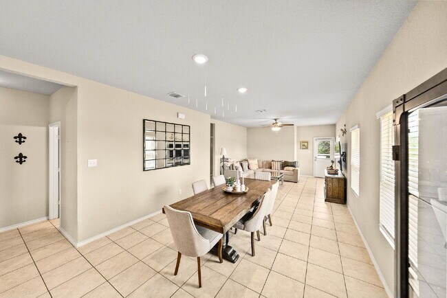 Building Photo - Custom Deck, Custom Closet, Custom Kind of Living