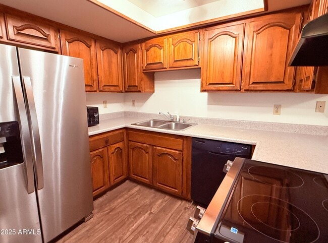 Building Photo - 1051 S Dobson Rd