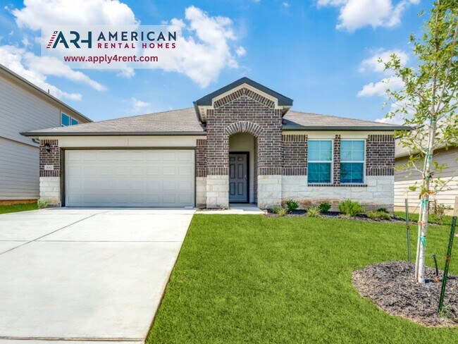 Building Photo - 4 BR + OFFICE/ 3 BA in Seguin - 2042 SF on GREENBELT - Arroyo Ranch!