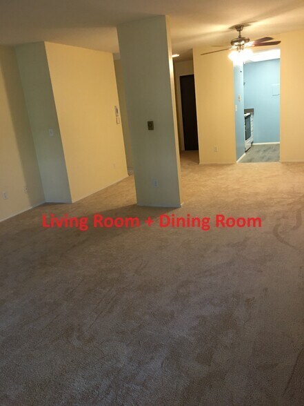 Building Photo - 14605 NE 34th St