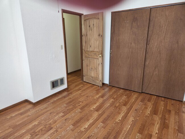 Building Photo - 2719 Bacobi Ovl