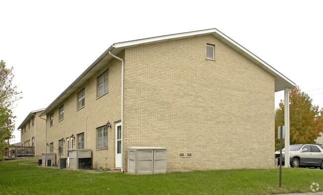 Building Photo - 100 W Clay St