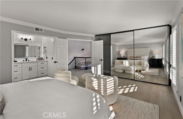 Building Photo - 9882 Kings Canyon Dr
