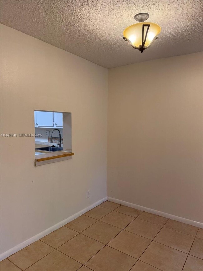 Building Photo - 7900 S Colony Cir