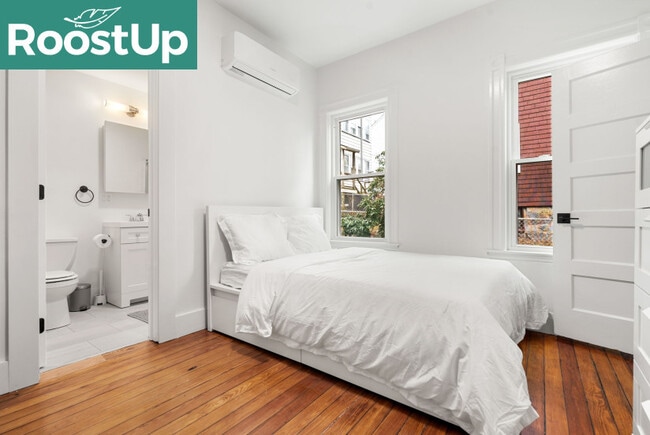 Building Photo - Furnished Bedroom with Private Ensuite Bat...