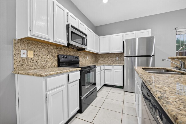 Building Photo - 13607 Sable Ln