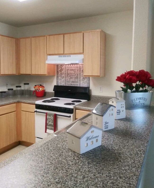 Summerview Apartments 225 Meyer St Arvin CA 93203 Apartment Finder