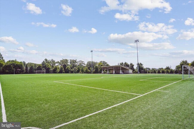 Building Photo - 13358 Sherwood Park Ln