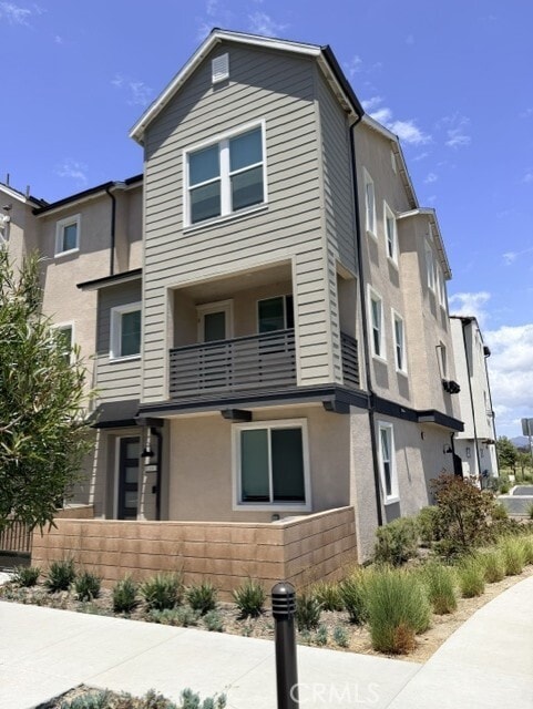 Building Photo - 32083 Paseo Vibrantre