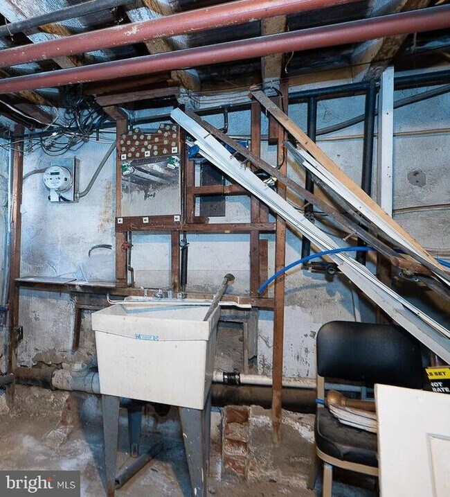 Building Photo - 418 Harlan St