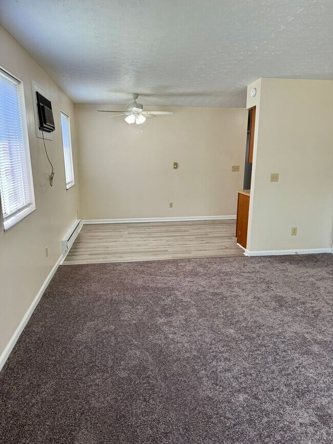 Building Photo - 1412 Jackson Ln