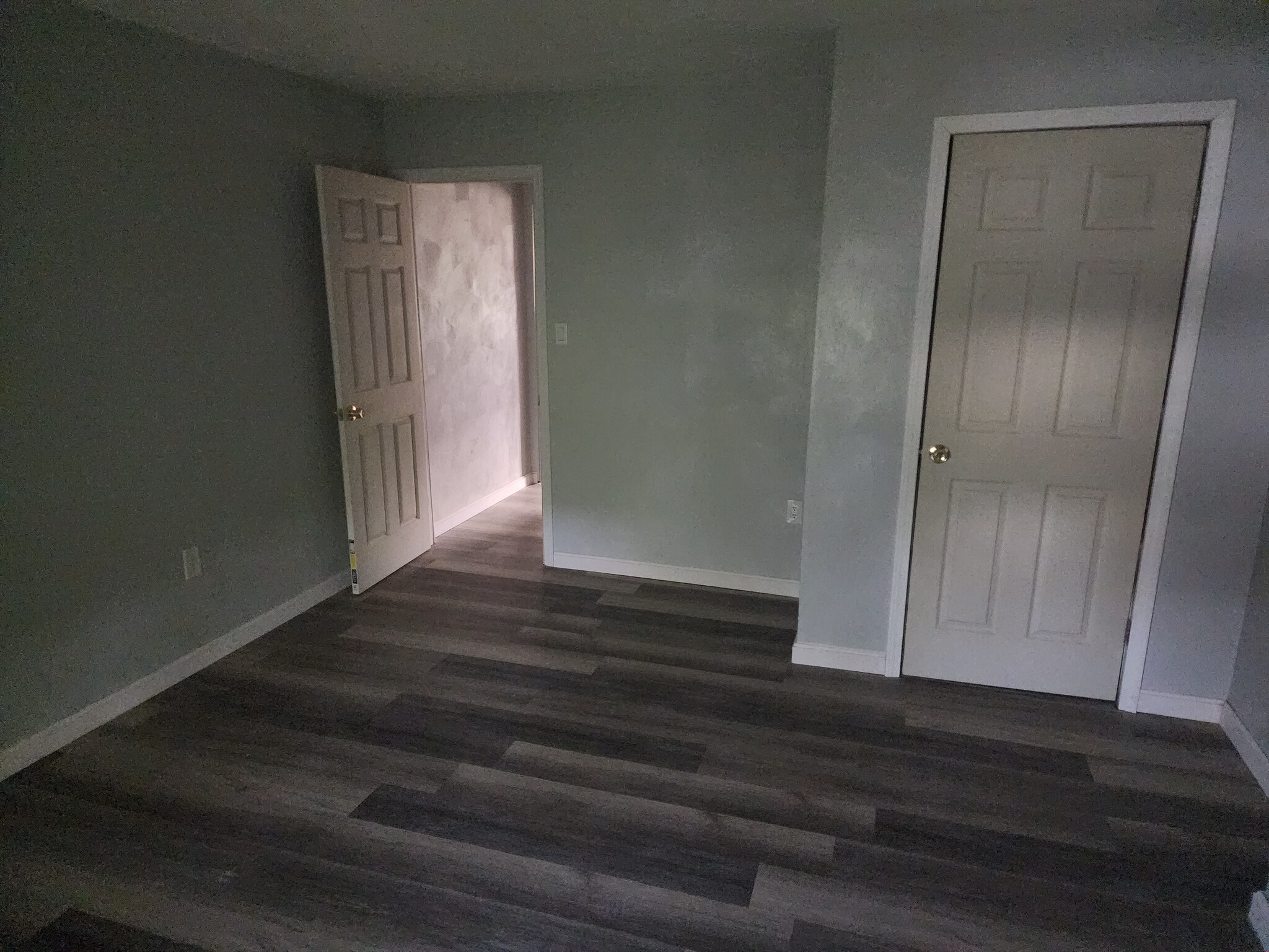 Bedroom 1 Entrance - 25 Fleetwood St