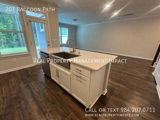 Building Photo - 203 Raccoon Path