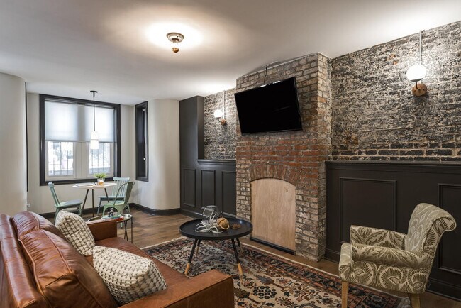 Primary Photo - 1314 9th St NW