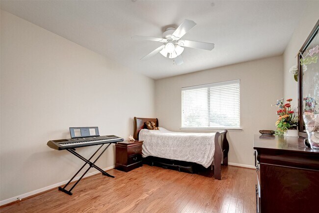Building Photo - 24823 Cobble Canyon Ln